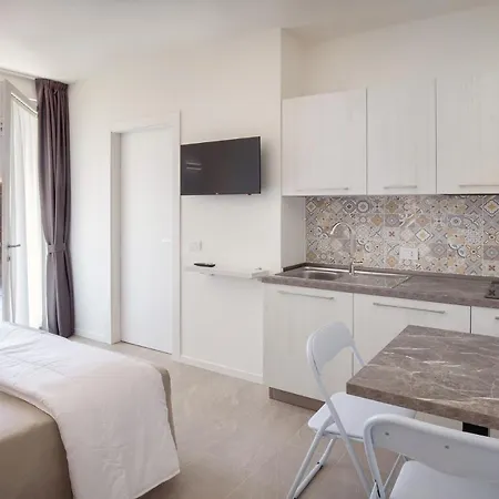 Aurora-holiday Apt3 *